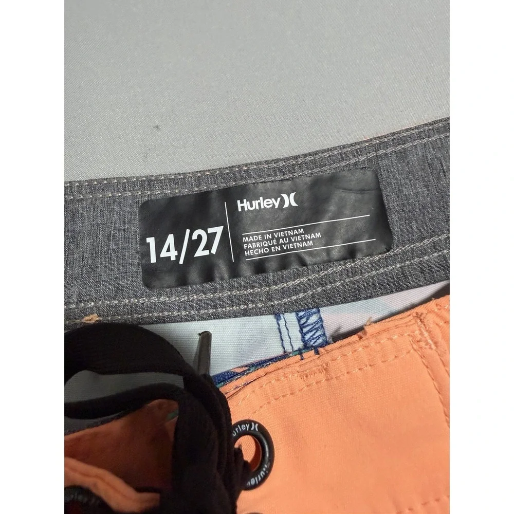 Hurley hawaiian print swim trunks shorts, tie closure,‎ big kids 14/27, medium?